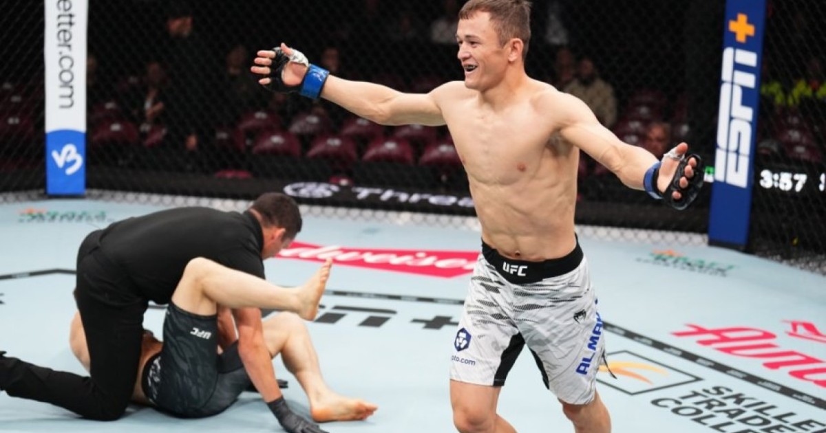 UFC-дегі ең жылдам нокаут үшін қазақстандықтың гонорары жарияланды