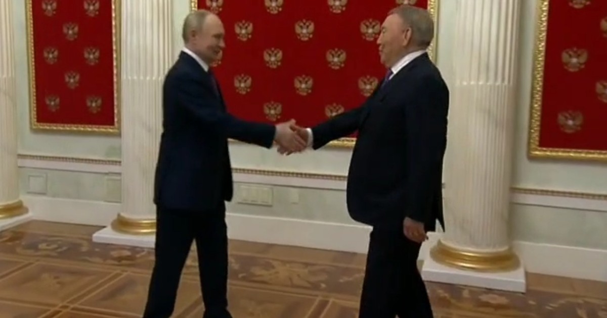 Нұрсұлтан Назарбаев Мәскеуде Владимир Путинмен кездесті