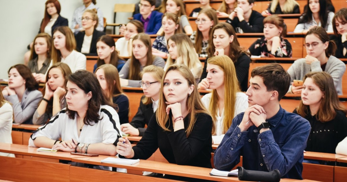 Студенттердің стипендиясы 134 мың теңгеге дейін өсті