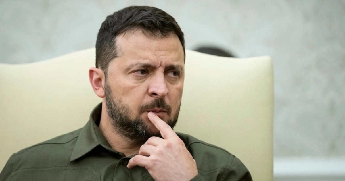 Зеленский: «Соғыс біткенше президент болып қаламын»