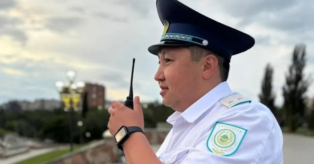 Павлодарлық полицейлер қызметтік итті туған күнімен құттықтады