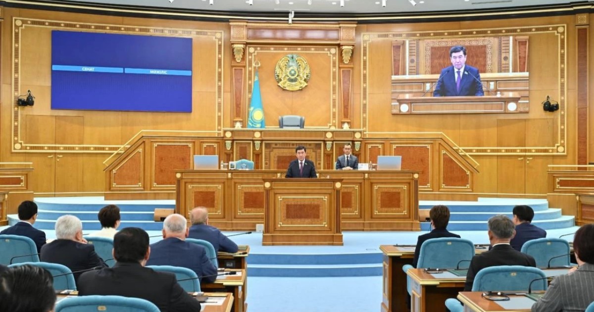 Депутаттар демалысқа шықты: сессияда қандай заңдар қабылданды?