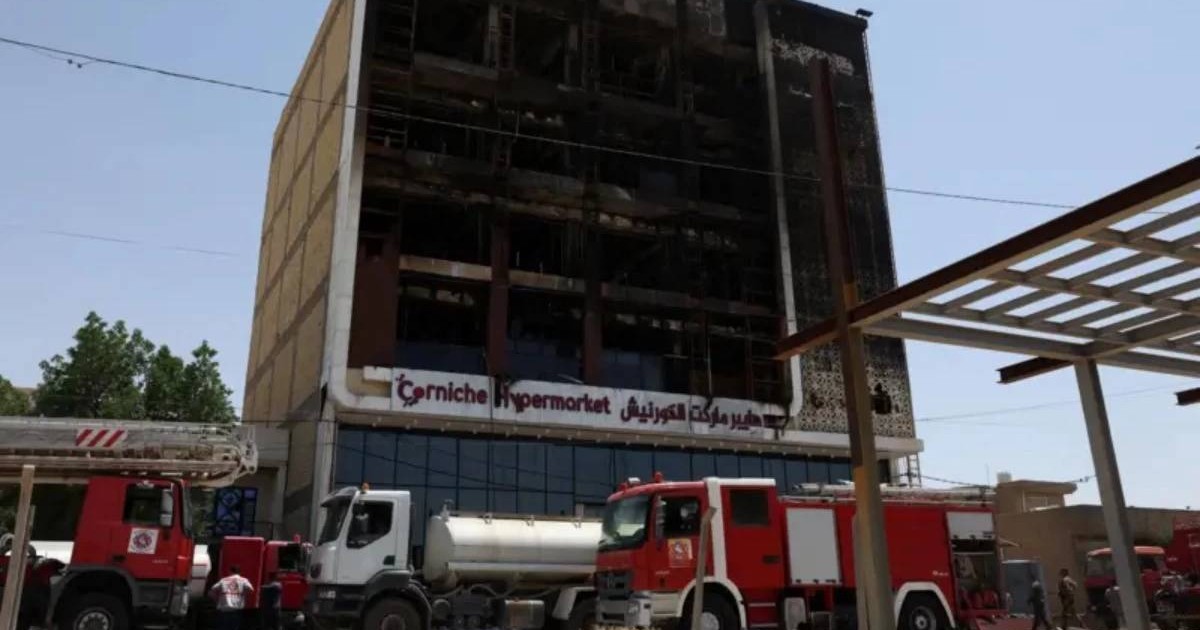 Жаңа ашылған сауда орталығында өрт шықты: 61 адам көз жұмды