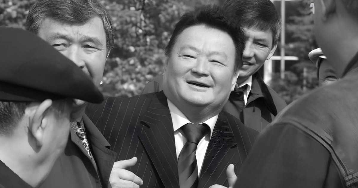 «Өзін-өзі атты дегенге ешкім сенбейді» — Мұхамеджан Тазабек Заманбек Нұрқаділовтің өлімі туралы айтты