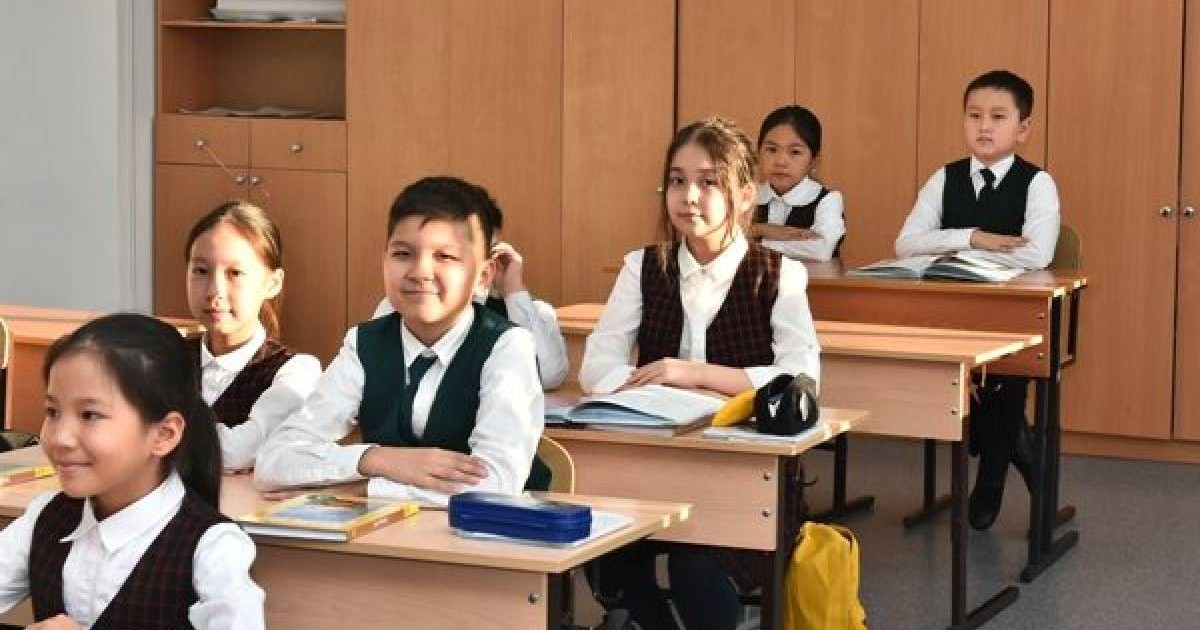 Жаңа оқу жылында көмек алатын оқушы саны 500 мыңнан асты