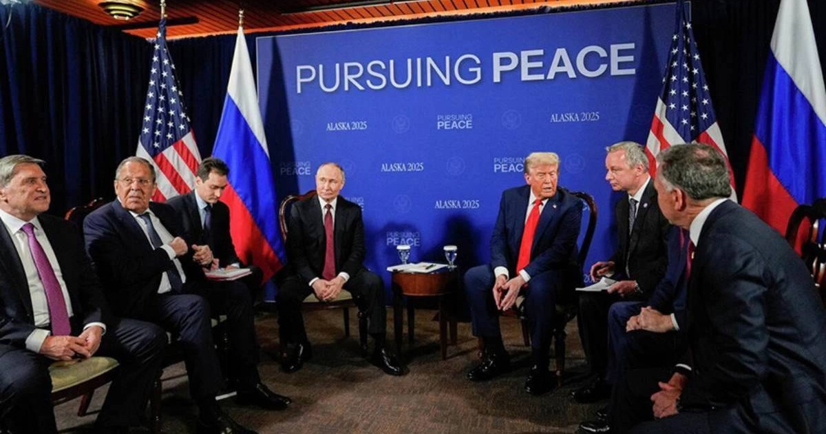 Трамп Путинмен Украина мәселесі бойынша келісімге келе алмағанын айтты