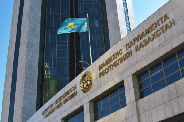 Мәжіліс тұрақты даму саласындағы Парламенттік комиссияның жаңартылған құрамын бекітті