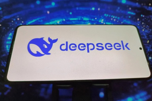 АҚШ: Қытайлық DeepSeek әскери барлау құрылымдарымен дерек бөлісіп отыр