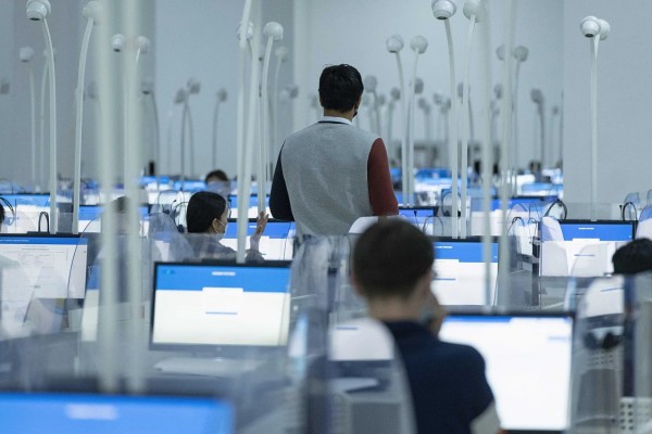 ҰБТ-2025: Ережені бұзған 423 талапкер шеттетілді, 70% шекті баллдан өтті
