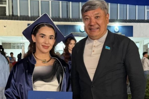 Танымал дзюдошы Әбиба Әбужақынова заңгер атанды