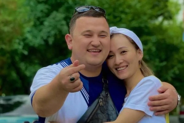 Блогер Елдос «Колобок» гендер-пати жасап, көпшілікті қуантты