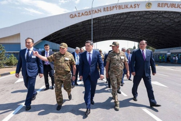 Бектенов шекара бекеттерін жаңғыртуды тексерді