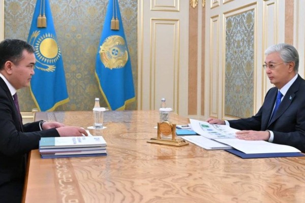 Мемлекет басшысы Астана қаласының әкімі Жеңіс Қасымбекті қабылдады