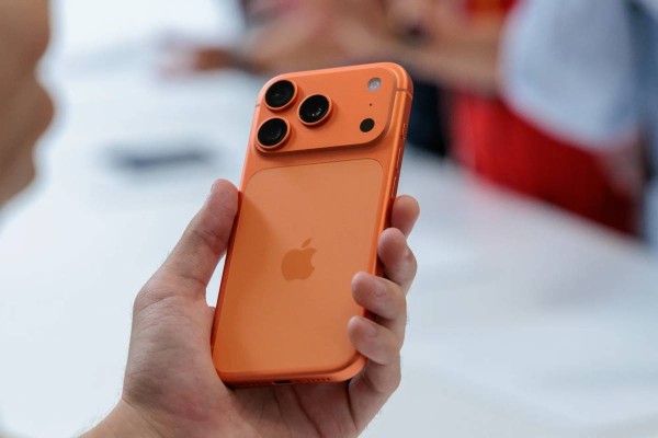 iPhone 17 Қазақстанда қашан сатылады: ресми күн мен әлемдік бағалар белгілі болды