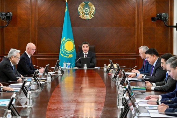 Үкіметте инновацияны дамыту күн тәртібіне шықты: жаңа Конституция талаптары күшейтілді