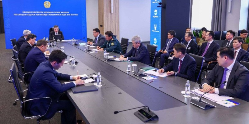 Бектенов әкімдерге бір апта ішінде қауіпті елді мекендерді аралап шығуды тапсырды