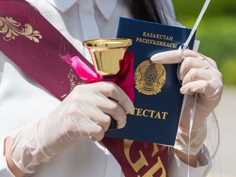 Қазақстандық оқушылар 2025 жылы қашан аттестат алады: министрлік нақты мерзімді атады