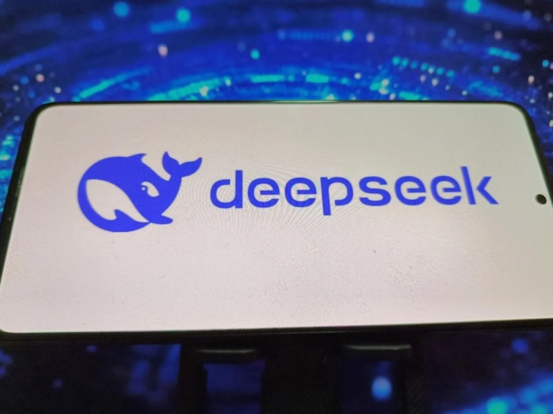 АҚШ: Қытайлық DeepSeek әскери барлау құрылымдарымен дерек бөлісіп отыр