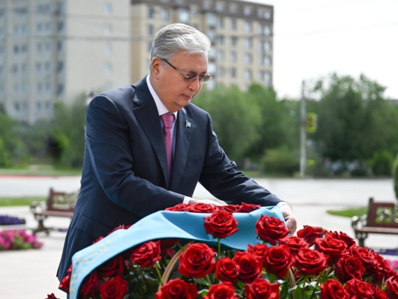 Президент Тоқаев Әлия Молдағұлованың рухына тағзым етті