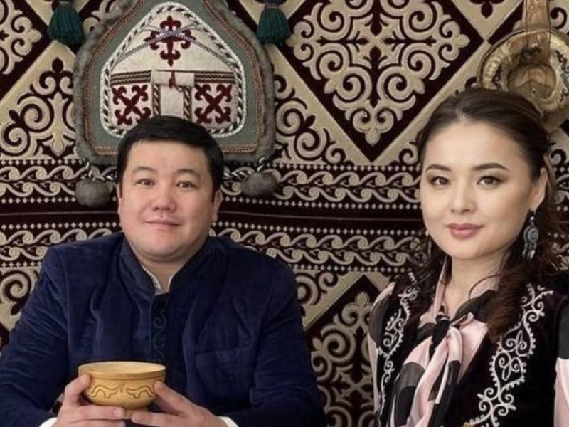 «Мөлдір өзіндік болмысын жоғалтқан»: Айнұр жұлдызды жұптың тағдырын саралады