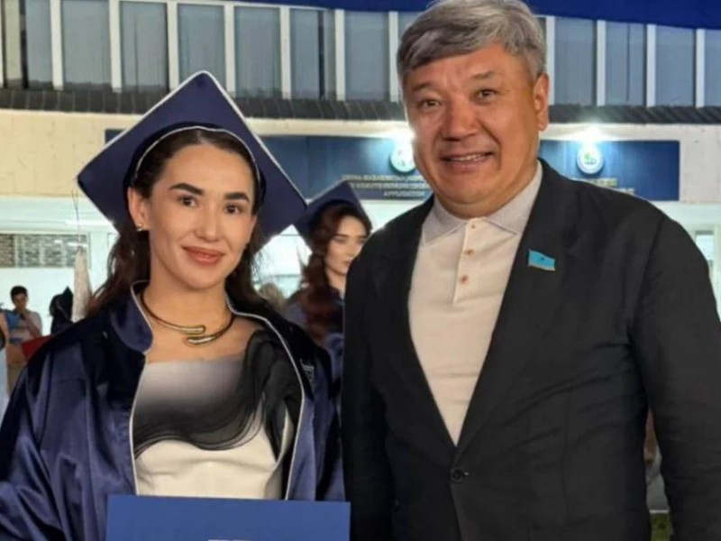 Танымал дзюдошы Әбиба Әбужақынова заңгер атанды