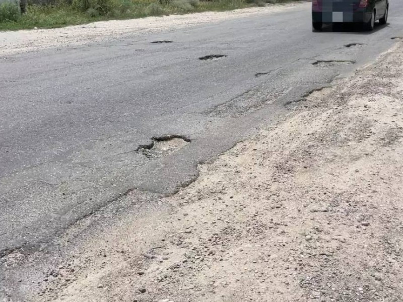 Таразда жолдарды жөндемегені үшін әкімдікке 6,2 миллион теңге айыппұл салынды