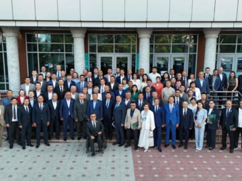«Ауыл» партиясы өңірлік құрылымдарымен Қостанайда кеңесті: нақты міндеттер бекітілді