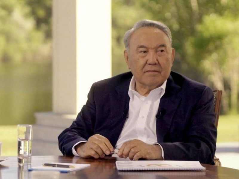 «Қанша рет ескерттім»: Назарбаев туыстарына неге ренжулі?