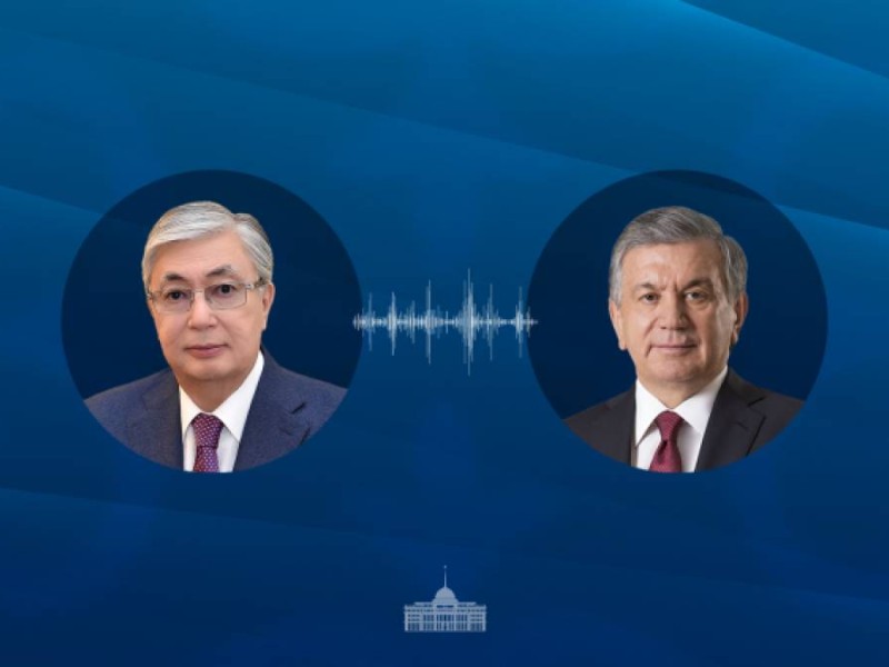 Тоқаев Мирзиёевті туған күнімен құттықтады