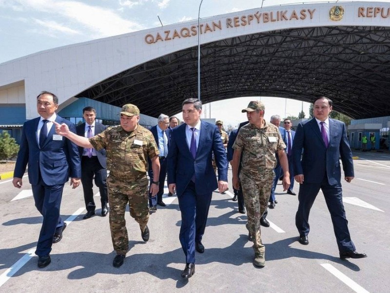 Бектенов шекара бекеттерін жаңғыртуды тексерді