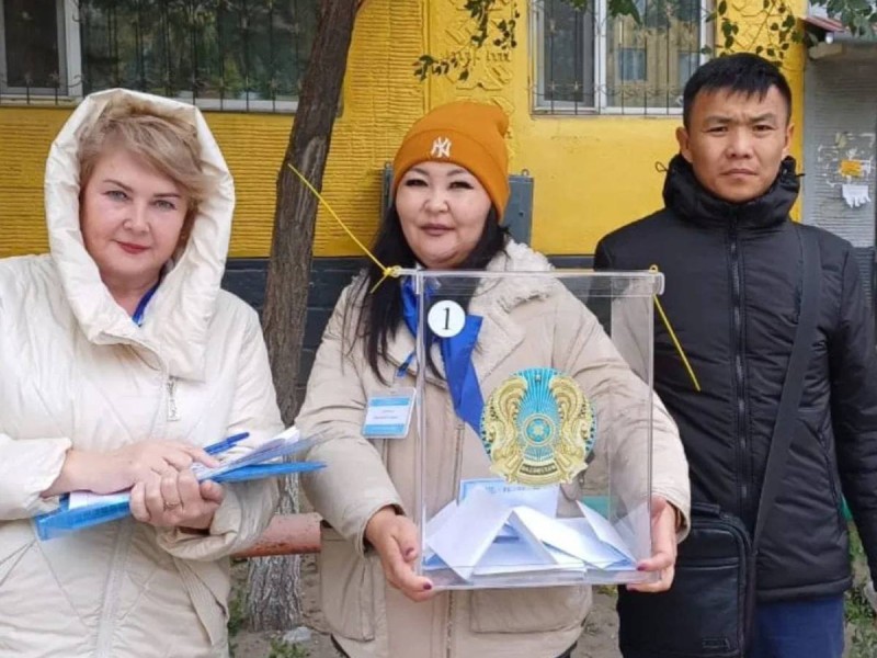 «СЕМЕЙДЕ АЛҒАШ РЕТ ТІКЕЛЕЙ ҚАЛА ӘКІМІНІҢ САЙЛАУЫ  ӨТТІ»