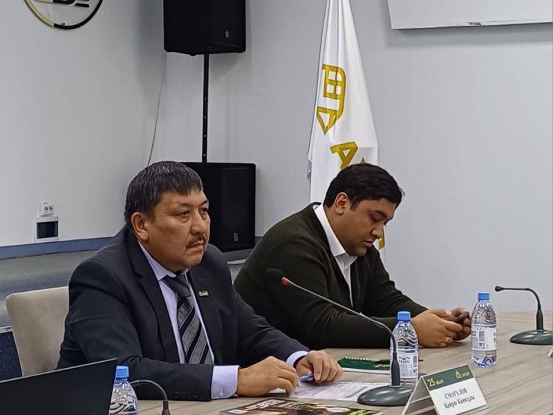 «ЖАСАНДЫ ИНТЕЛЛЕКТ ДӘУІРІНДЕГІ ҚАЗАҚСТАН»: АБАЙ ОБЛЫСЫНДА ПАРТИЯ АКТИВІМЕН КЕЗДЕСУ ӨТТІ