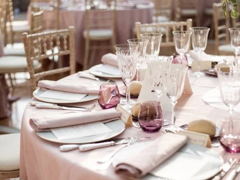 Көрші елде енді тойлар мен мерекелік шаралар сағат 22:00-де аяқталады