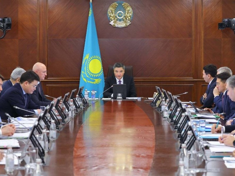 Экономиканы ырықтандыру: Үкімет монополияларды шектеу бойынша жаңа міндеттерді талқылады