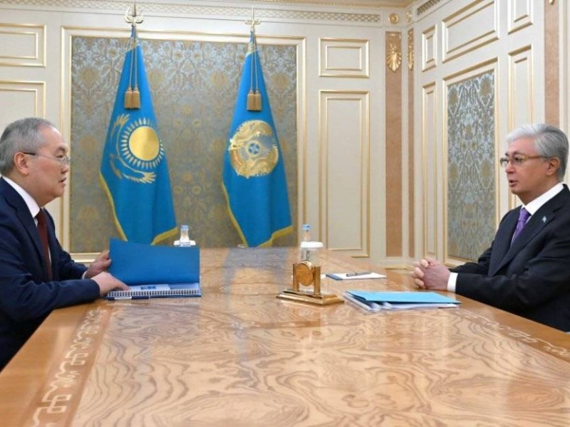 Жанат Элиманов Тоқаевқа бюджет қаржысы, медицина қоры мен криптоалаяқтыққа қатысты деректерді баяндады